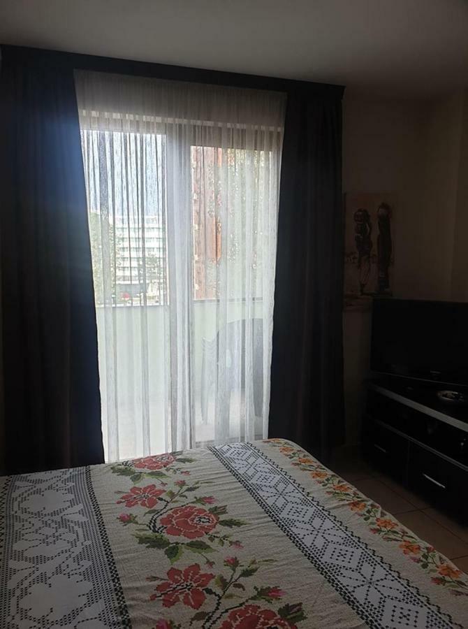 Nick Apartments 마마이아 외부 사진